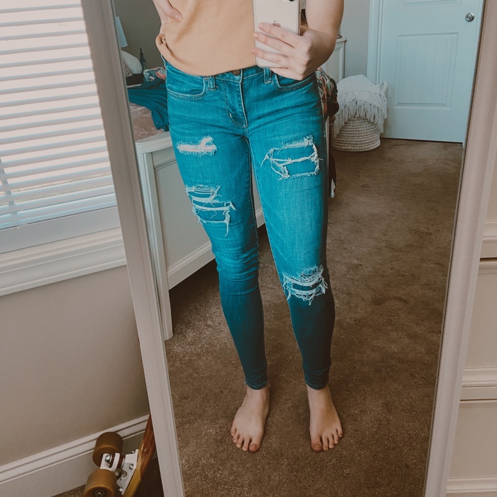 American Eagle Distressed Jegging Jeans